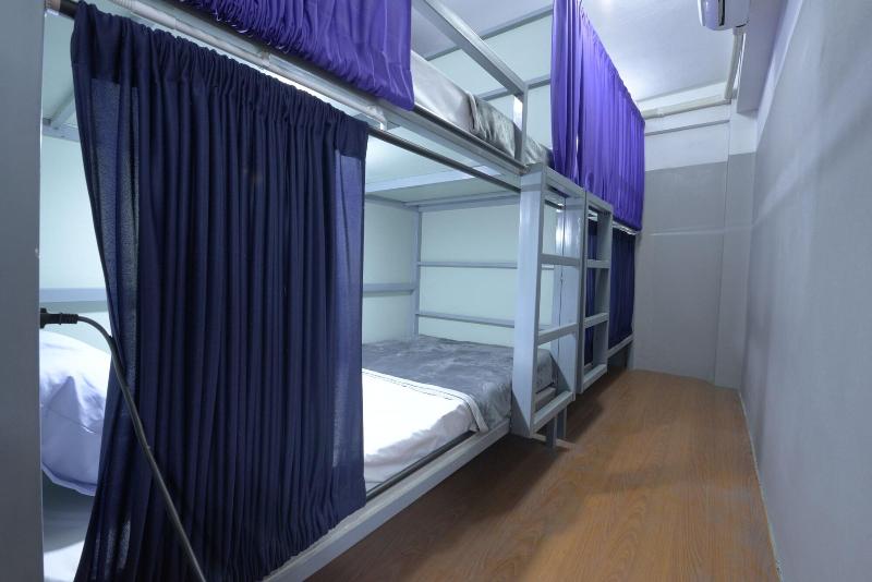 Отель Soundsleep Hostel