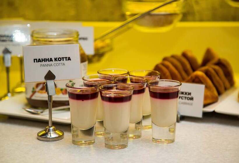 هتل Tom River Plaza