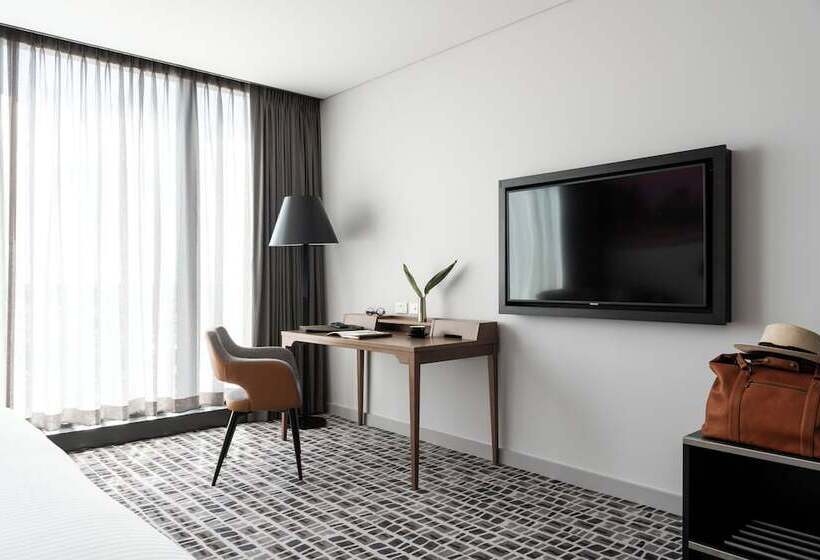 Novotel Perth Murray Street