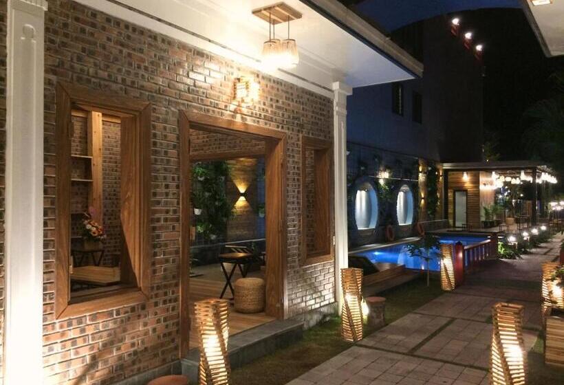 استراحتگاه Tam Coc Marina Villa