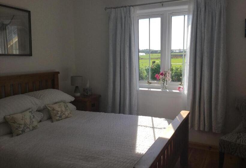 مبيت وإفطار Clashmore Wood