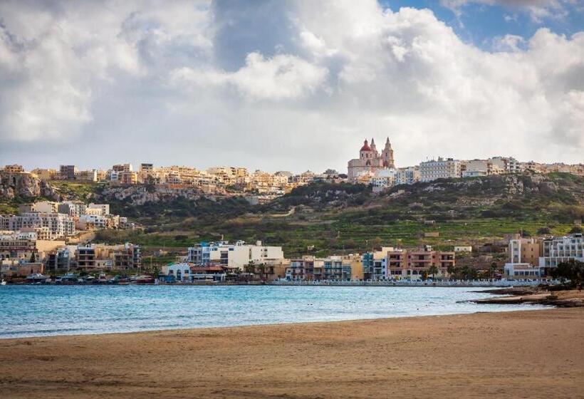 هتل 123 Mainstreet Boutique