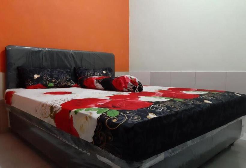 בית מלון כפרי Oyo 2937 Nindy Homestay 2