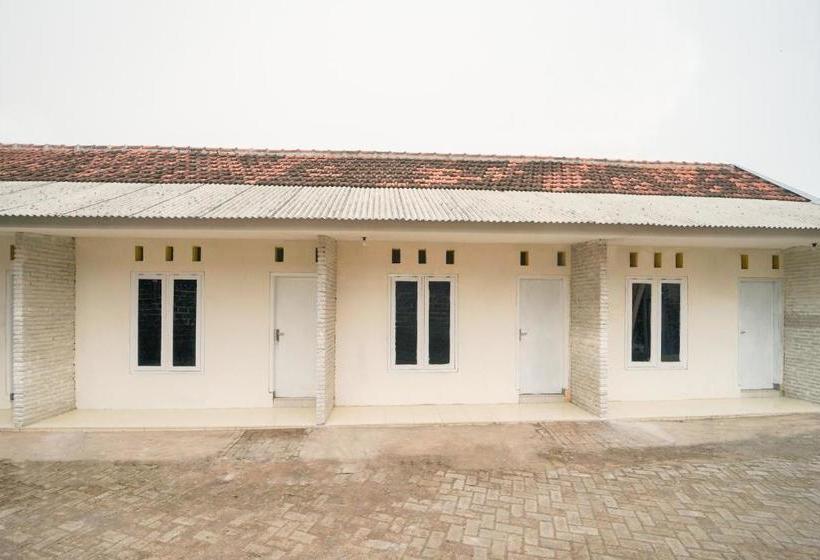 בית מלון כפרי Oyo 2937 Nindy Homestay 2