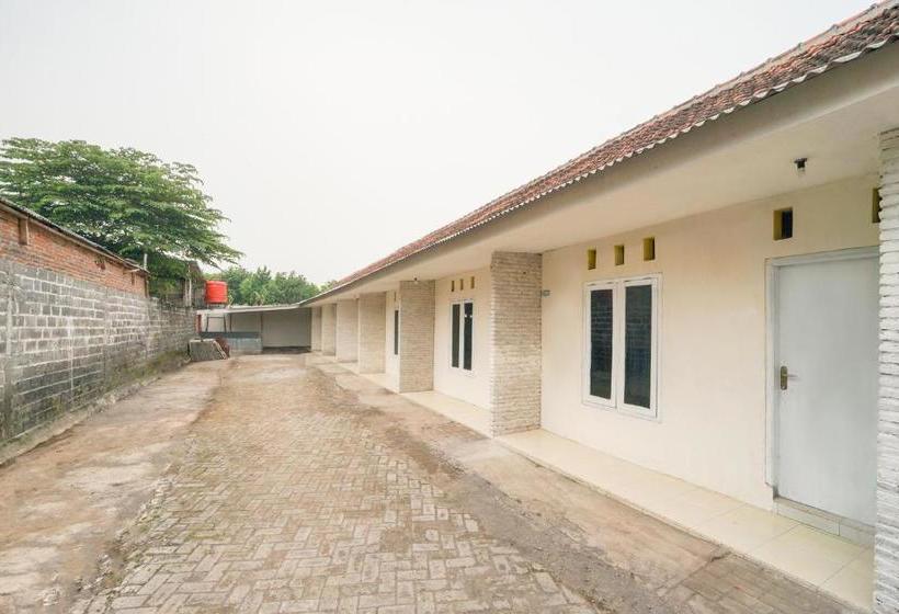 בית מלון כפרי Oyo 2937 Nindy Homestay 2