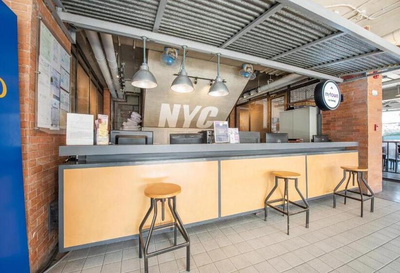 فندق Oyo 563 Mytown New York