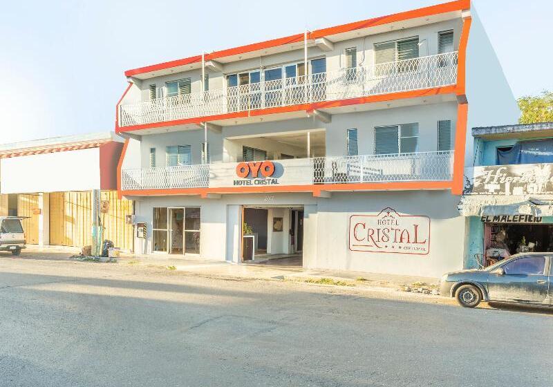 هتل Oyo  Cristal