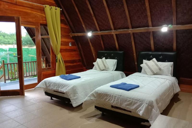 호텔 Villa Alam Flores Komodo Labuan Bajo Mitra Reddoorz