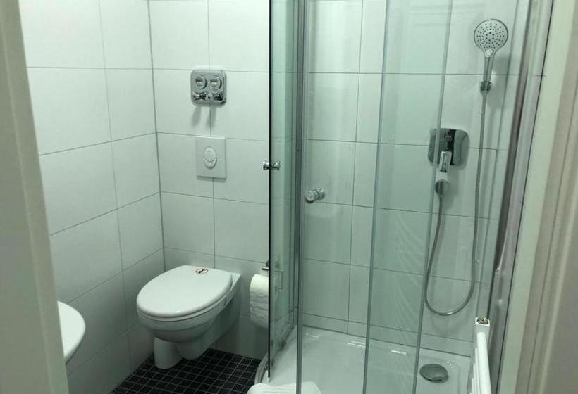 ホテル Apartments & Rooms Bad Soden