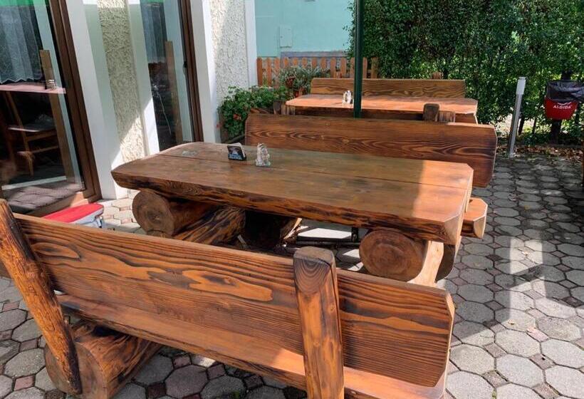 بنسيون Hospůdka U Rybníčku