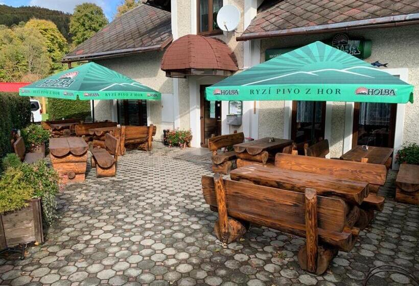 بنسيون Hospůdka U Rybníčku