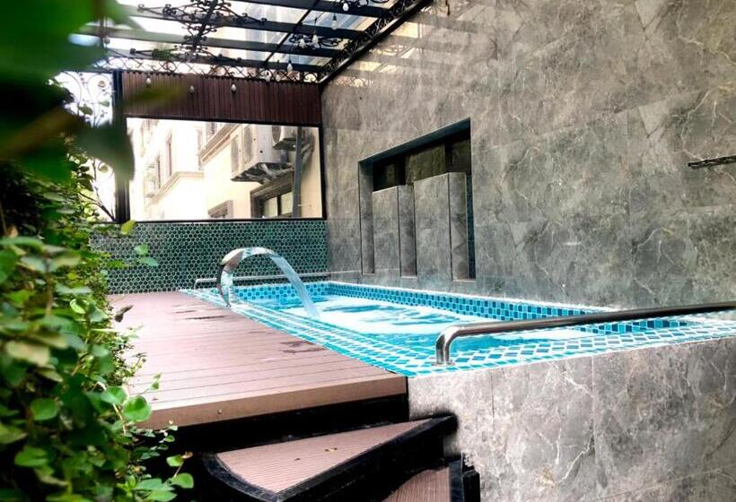 Bbq Hostel Ha Long 2