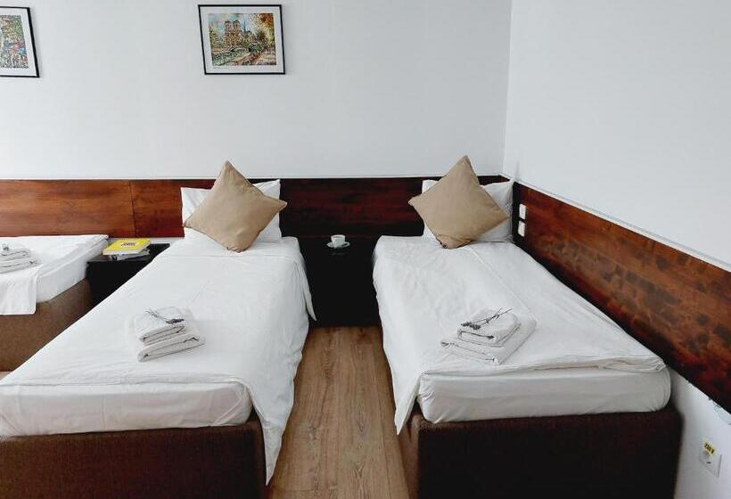 تختخواب و صبحانه Confort Inn