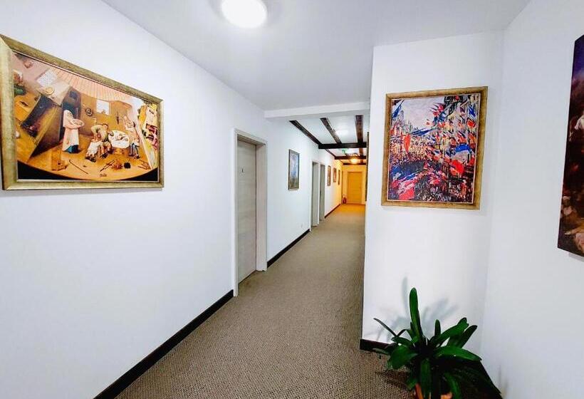 ベッドアンドブレックファースト Confort Inn