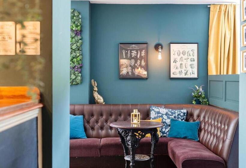 مبيت وإفطار The Fromeway