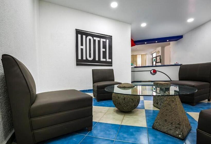 Capital O Hotel Casa Blanca, Morelia