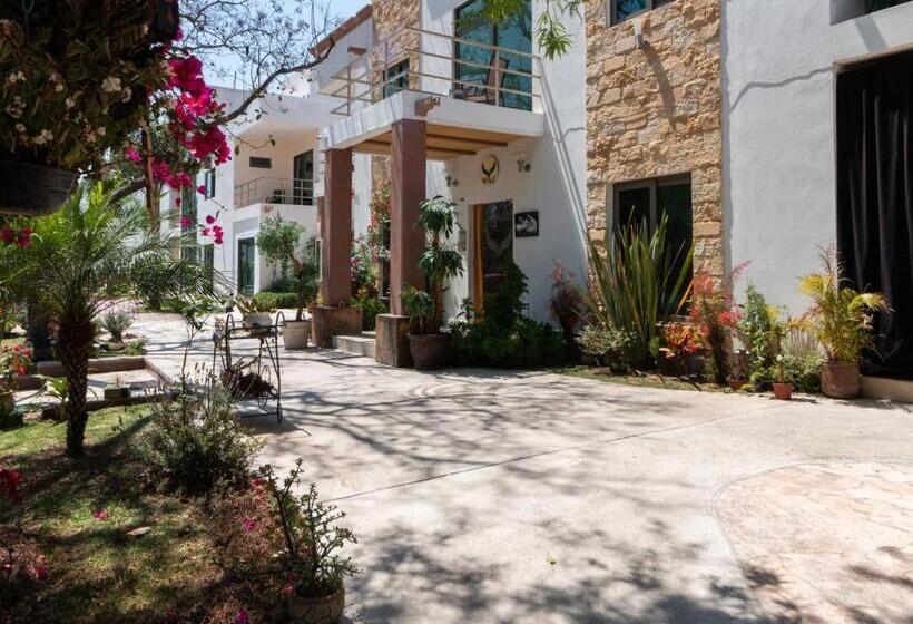 Capital O Hotel Vitale