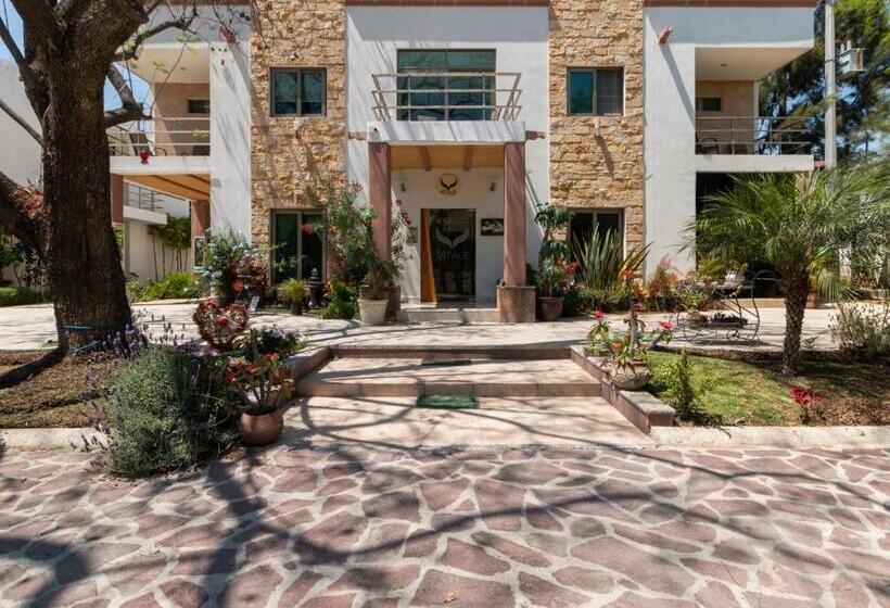 Capital O Hotel Vitale