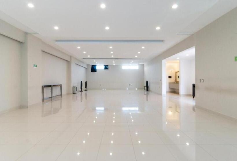 Capital O Hotel Vitale