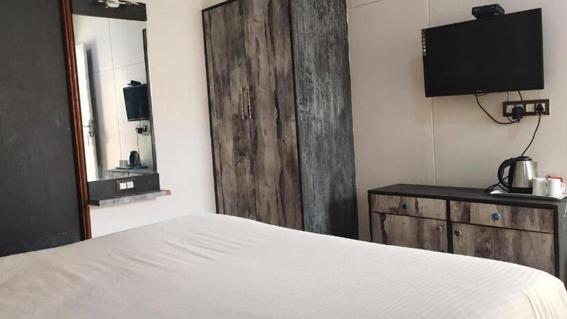 酒店 Casa Blanca A Boutique Resort