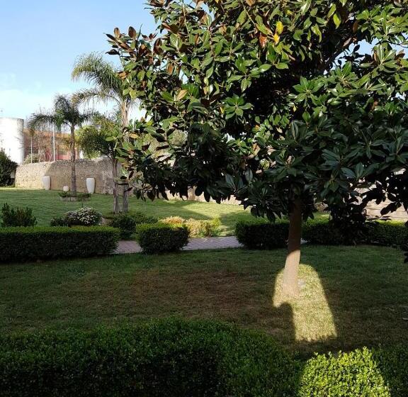 هتل Giardini Del Novecento