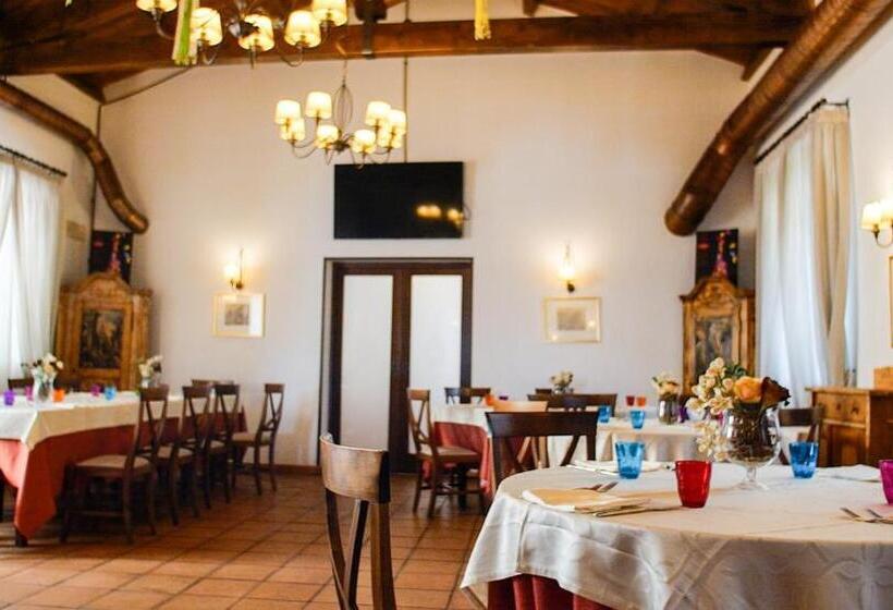 هتل Giardini Del Novecento