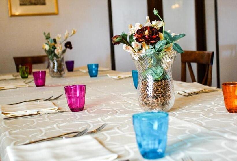 هتل Giardini Del Novecento