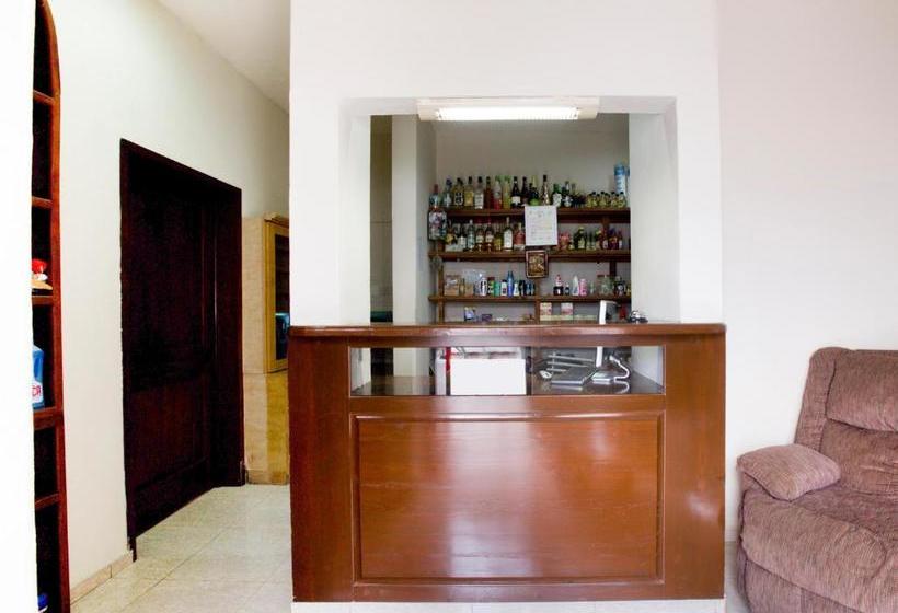 호텔 Capital O  J Y M