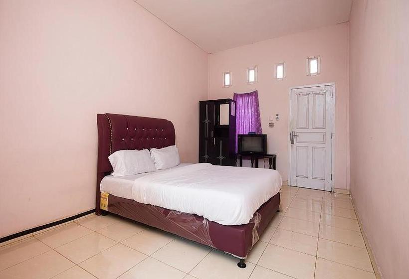 هتل Oyo 2888 Nayni Kost