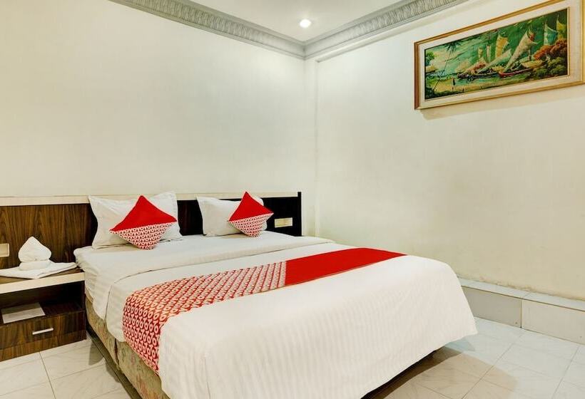 هتل Oyo 2972 Wisma Sartika