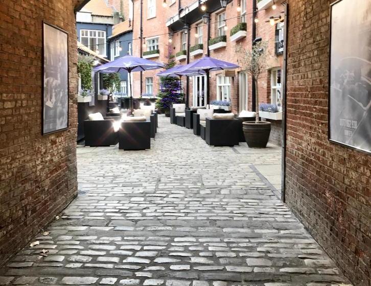 בית מלון כפרי The Herbalist Rooms