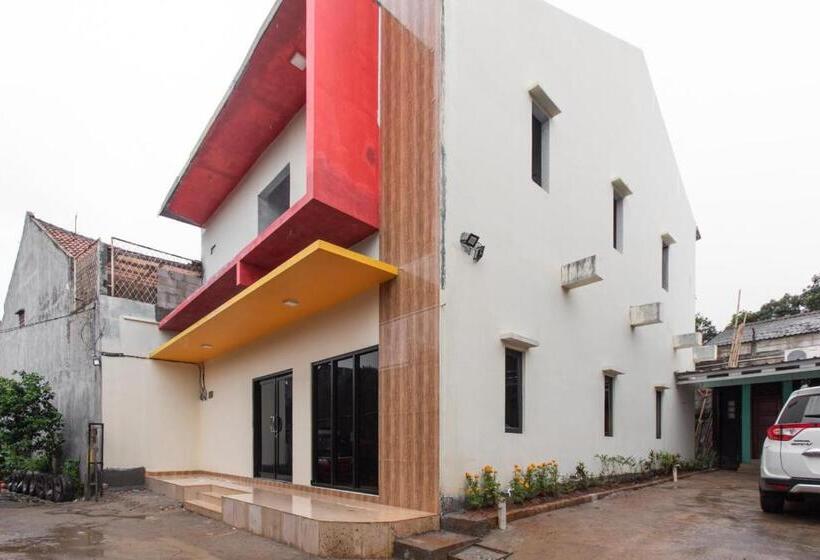 膳宿费 Reddoorz Plus Near Trans Studio Cibubur 2