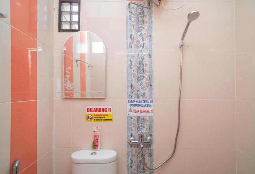 膳宿费 Reddoorz Syariah Near Jalan A Yani Km 8 Citraland