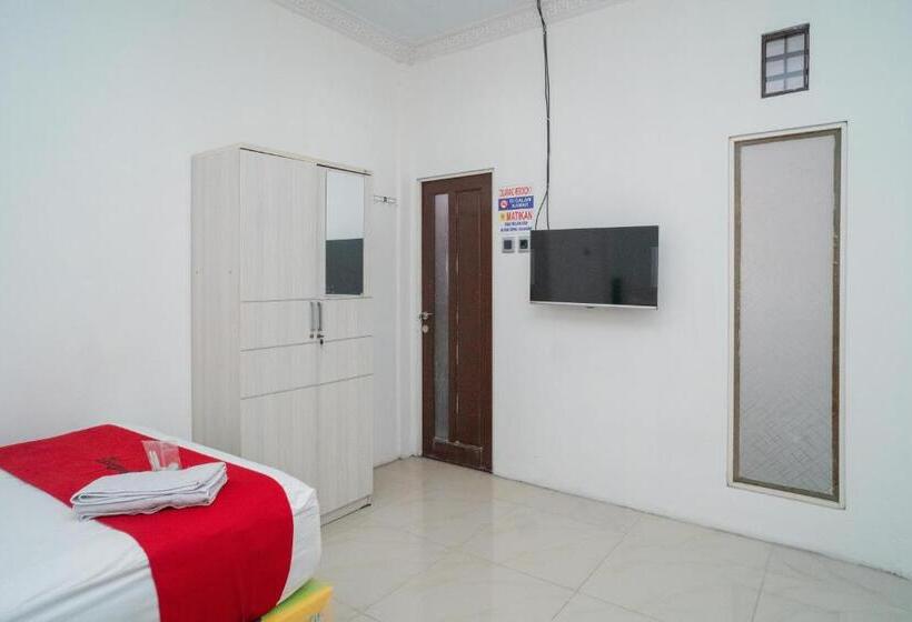 膳宿费 Reddoorz Syariah Near Jalan A Yani Km 8 Citraland