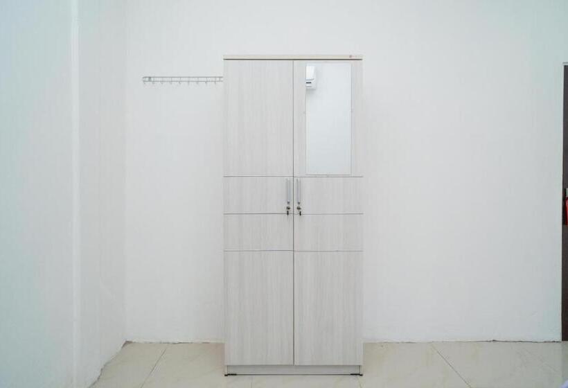 膳宿费 Reddoorz Syariah Near Jalan A Yani Km 8 Citraland