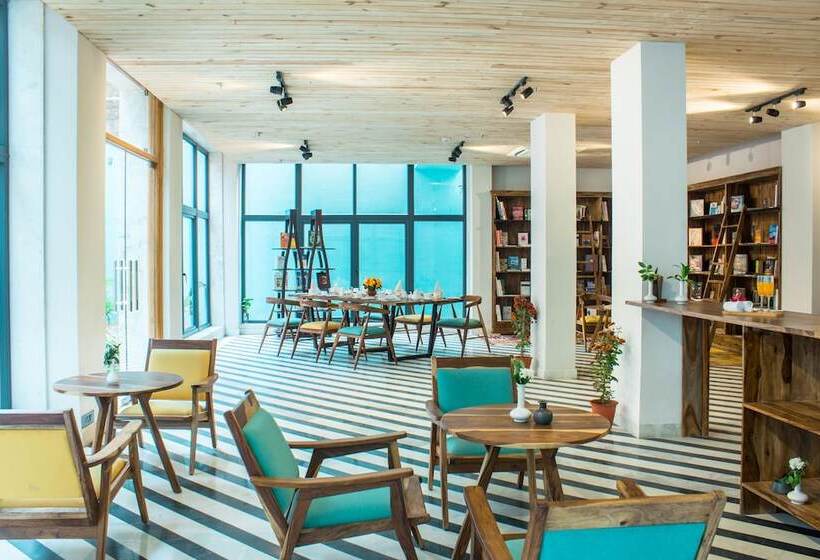 Отель Brij Nest, Jaipur An All Suite Boutique