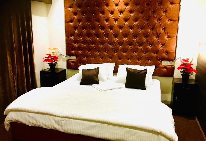 호텔 Kesinovo Suites