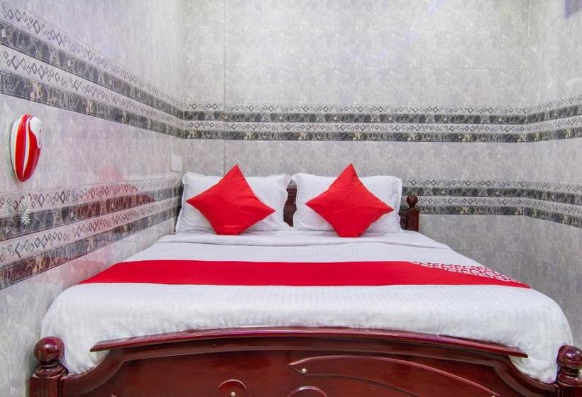 Отель Oyo 69714  Y2 Grand