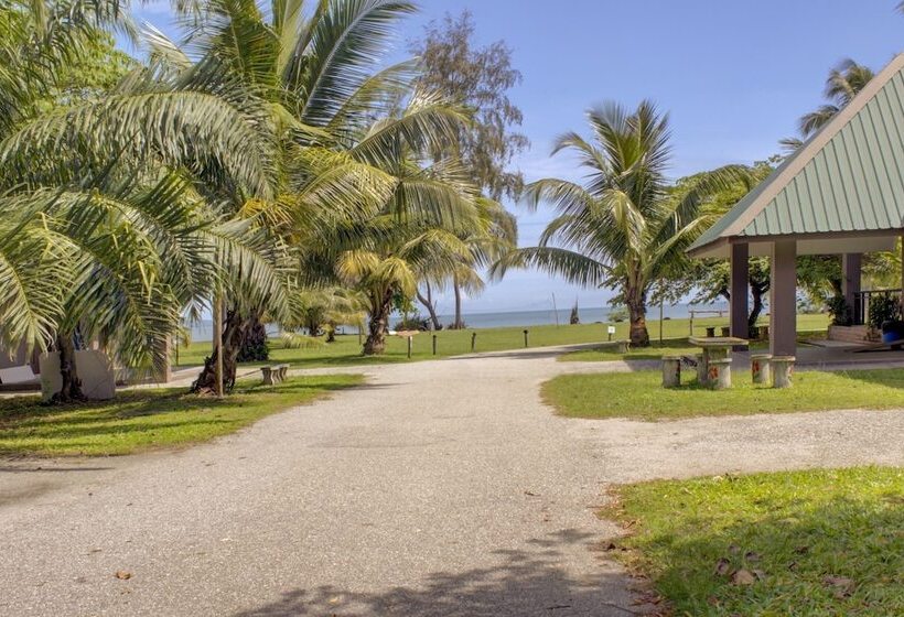 فندق Oyo 89896 Sedili Inn Resort