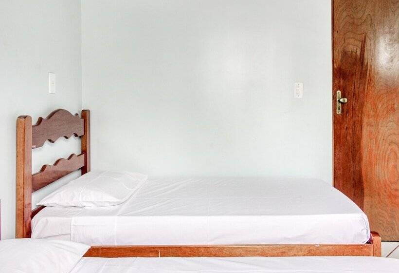 Отель Pousada Monteiro Lobato