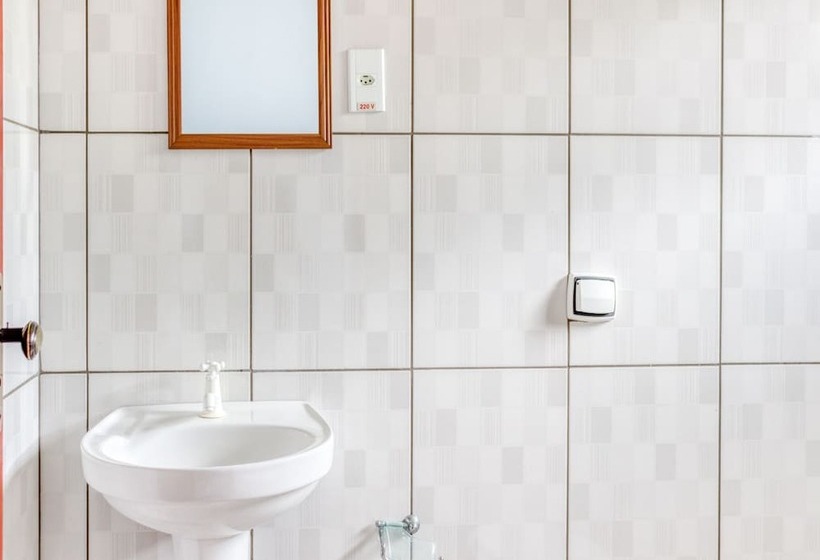 Отель Pousada Monteiro Lobato