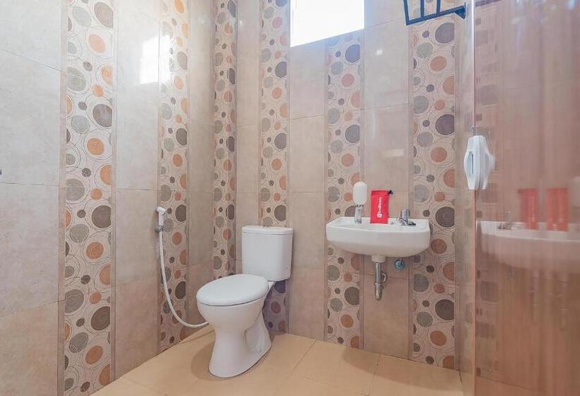 פנסיון Reddoorz Plus Near Taman Budaya Samarinda