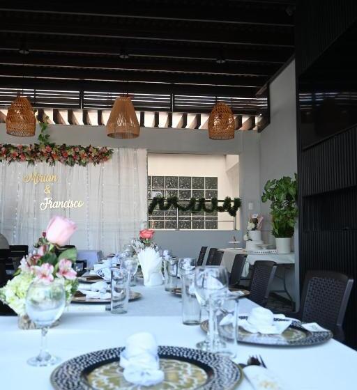 هتل Casa Patrones