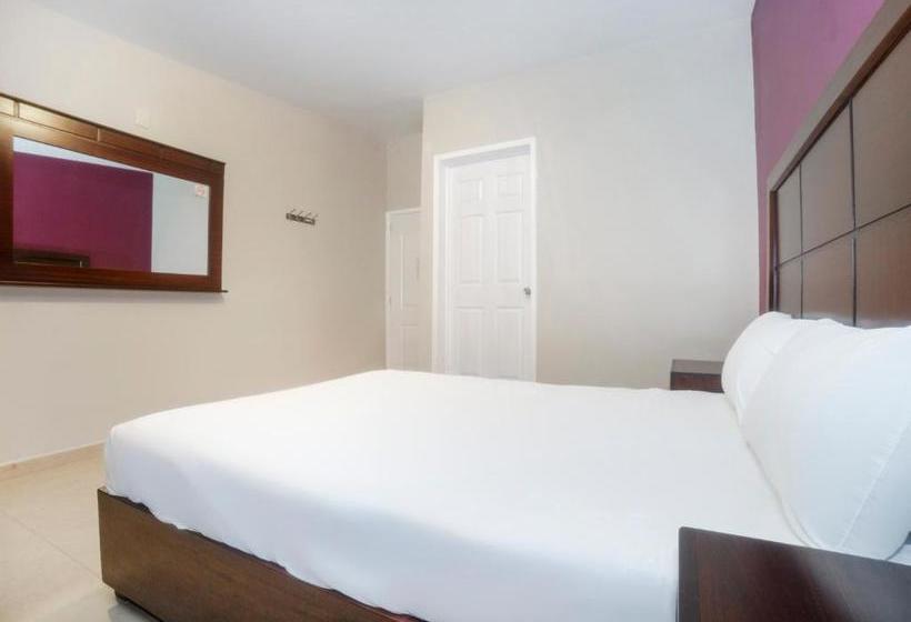 فندق Capital O Descanso Inn