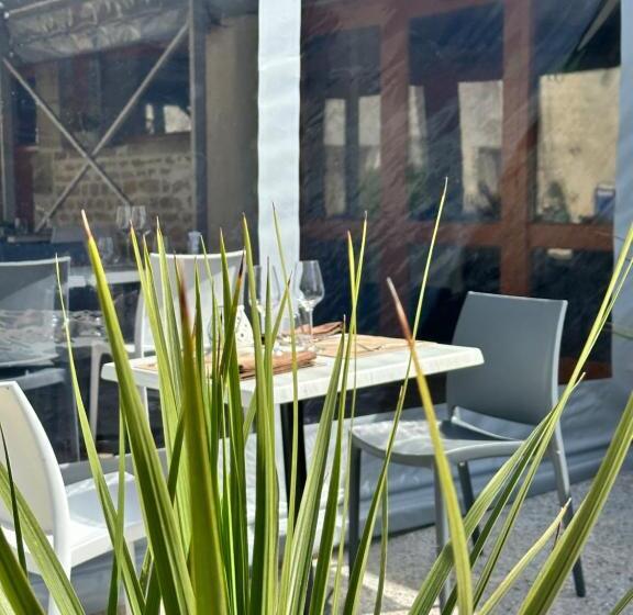 酒店 Hôtel Restaurant Le Clos De L 'ancien Pressoir