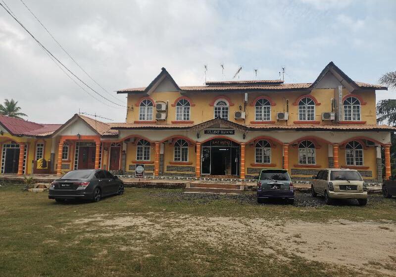 Отель Oyo 89819 Raz  Kelulut