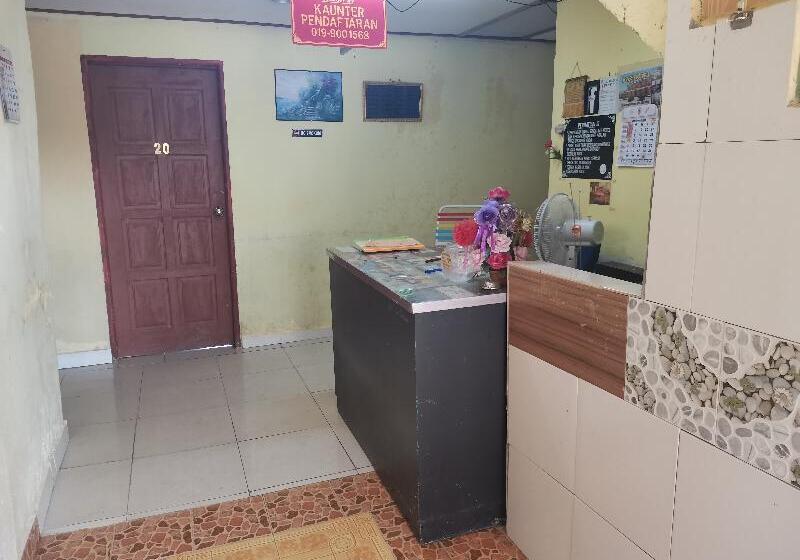 酒店 Oyo 89819 Raz  Kelulut