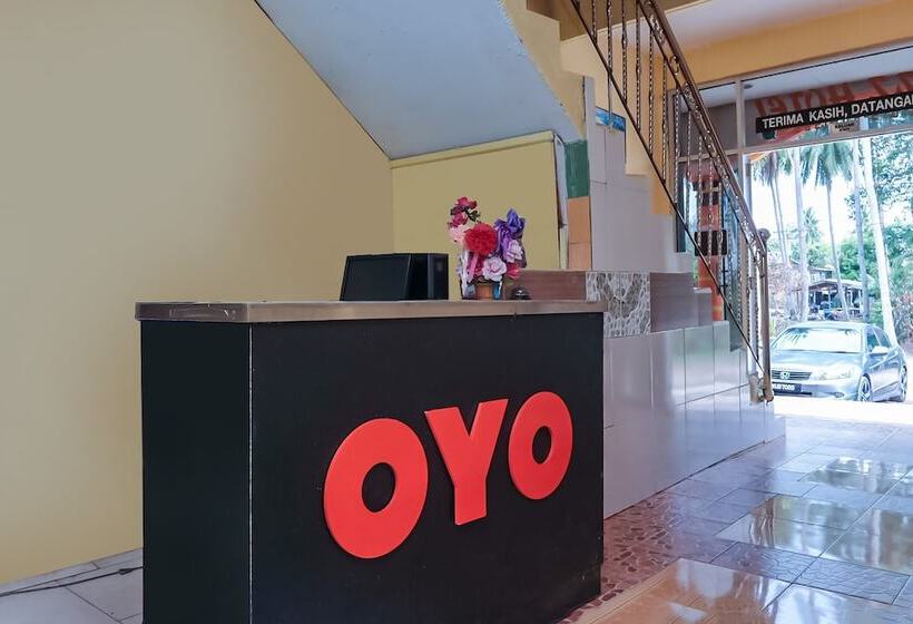Отель Oyo 89819 Raz  Kelulut