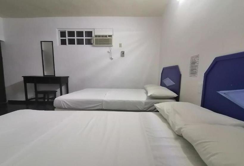 בית מלון כפרי Paradise