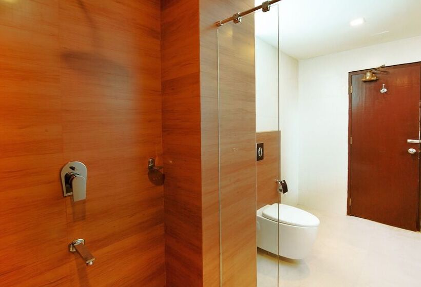 فندق Royal Omars